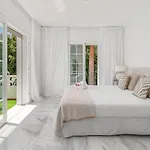 Vila Vacation I Nadal, Private Heated Pool, 5bdr, Lush Garden, Bbq, Alarm System, Beaches At Your Doorstep Marbella