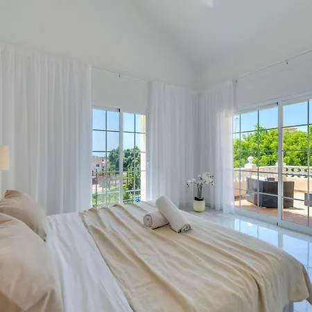 Vacation I Nadal, Private Pool, Lush Garden, Beaches At Your Doorstep Villa Marbella