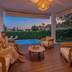 Villa Vacation I Nadal, Private Heated Pool, 5bdr, Lush Garden, Bbq, Alarm System, Beaches At Your Doorstep