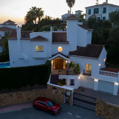 ヴィラ Vacation I Nadal, Private Pool, Lush Garden, Beaches At Your Doorstep マルベーリャ