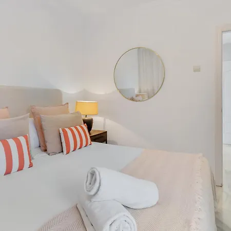 Vacation I Nadal, Private Heated Pool, 5bdr, Lush Garden, Bbq, Alarm System, Beaches At Your Doorstep * Marbella